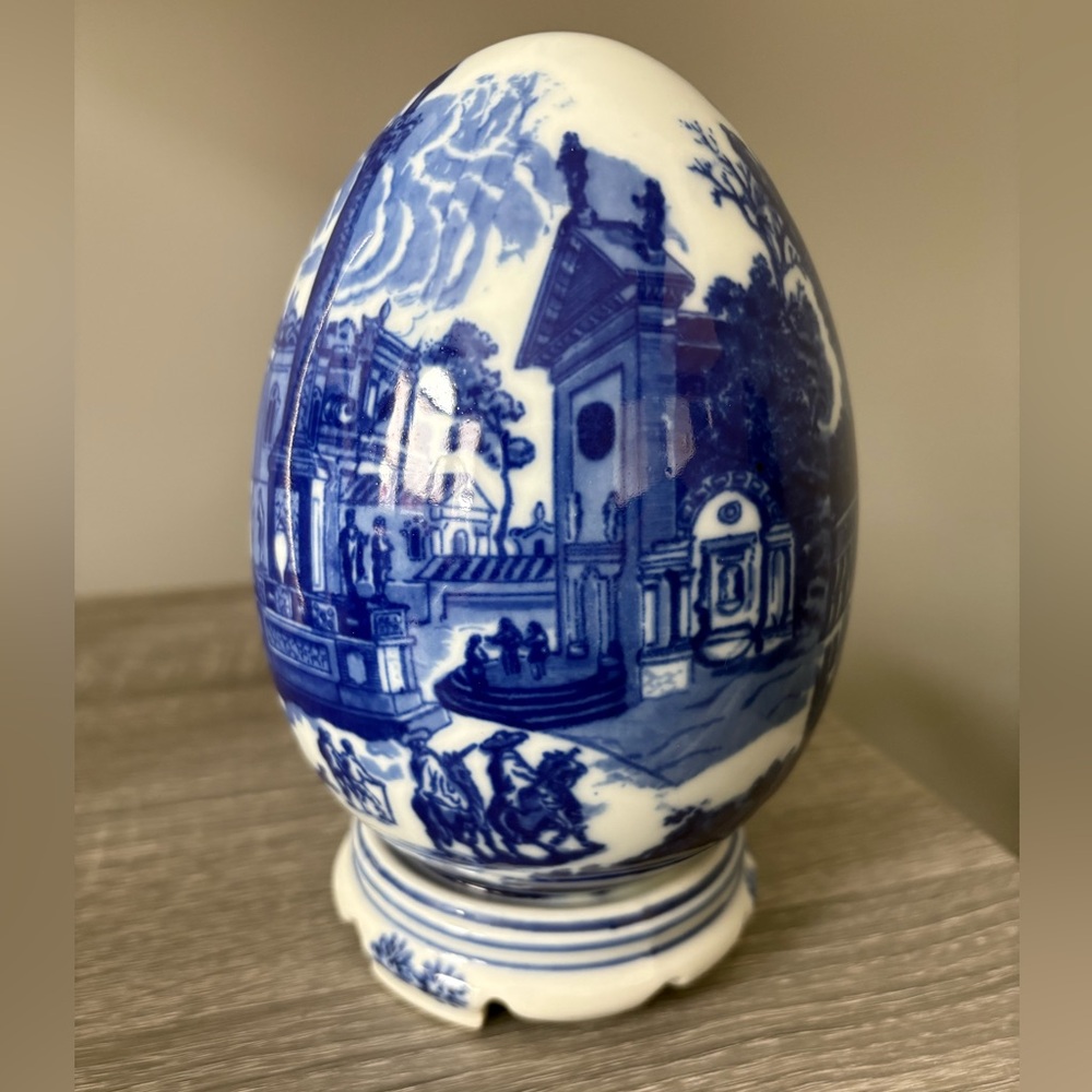 Blue and White Decorative Porcelain Egg